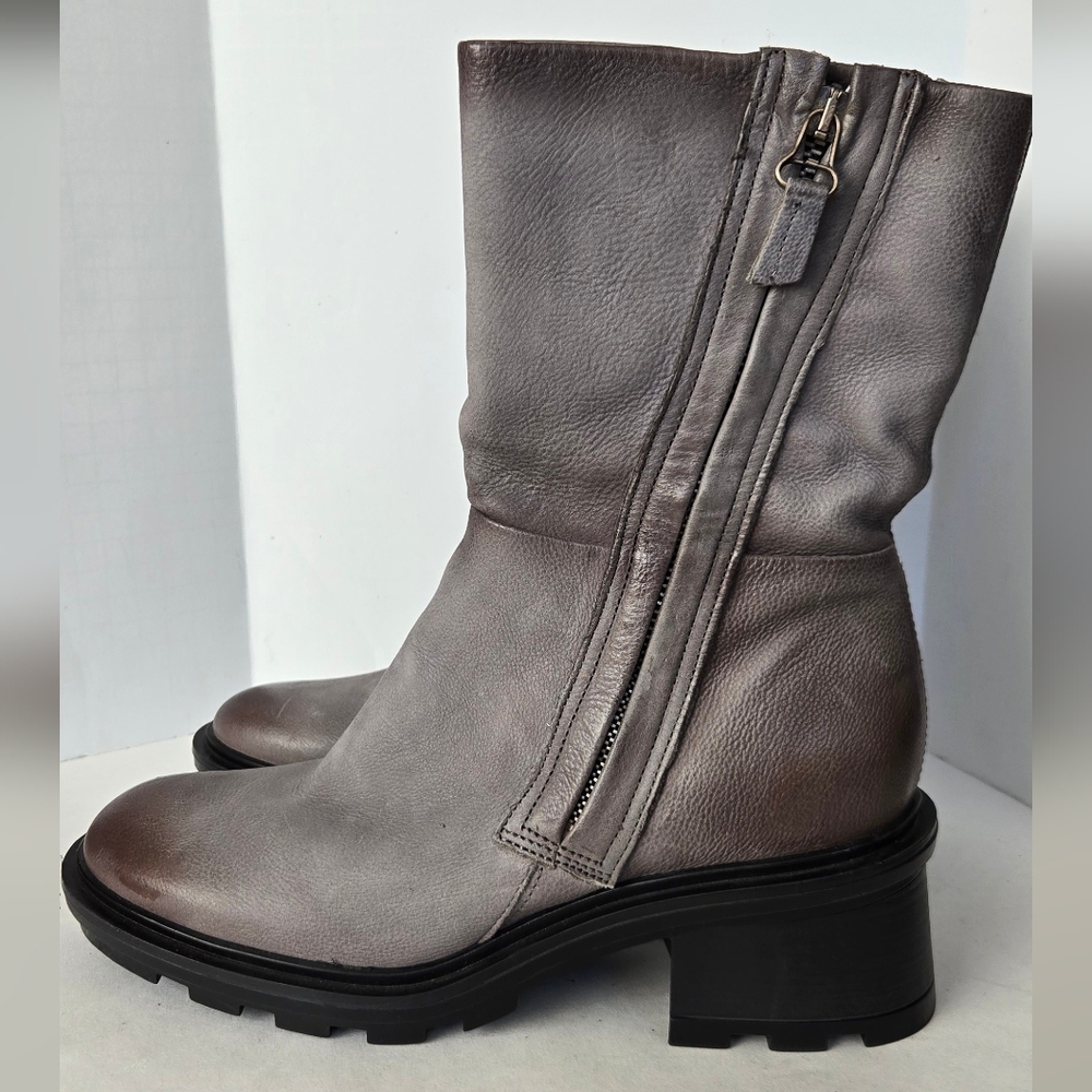 New ! Miz Mooz Gray Chanky Lug Sole Distressed Leather Boots